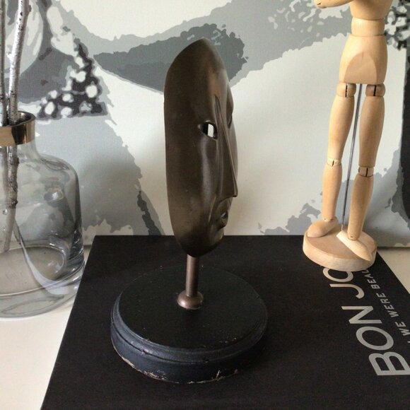 Vintage Brass Mask Face On Black Wood Base Made in India - Picture 5 of 13